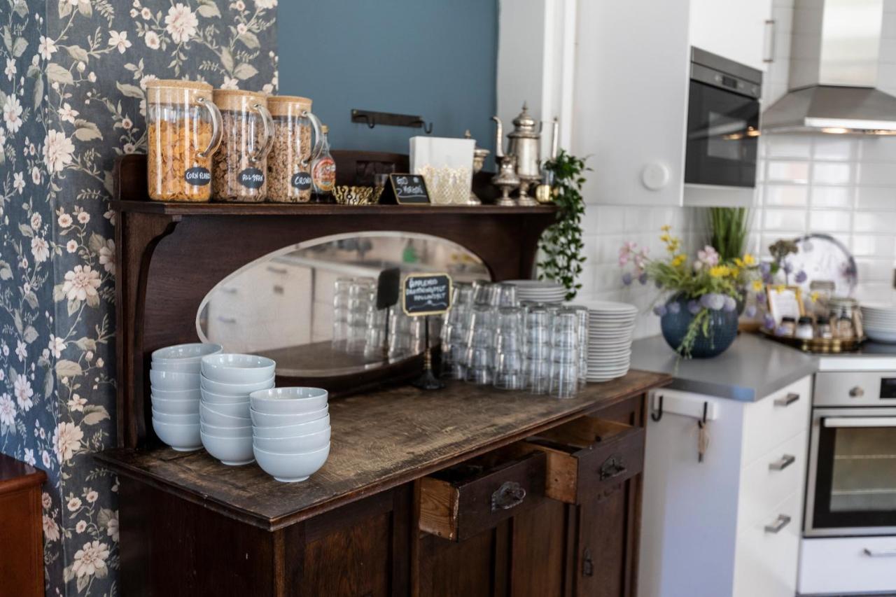 Bed & Breakfast Jaernvaegshotellet 2*