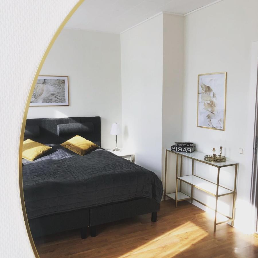 Jaernvaegshotellet Bed & Breakfast